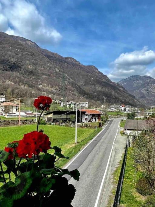 La Casa Di Sabi Apartment Locana Bagian luar foto