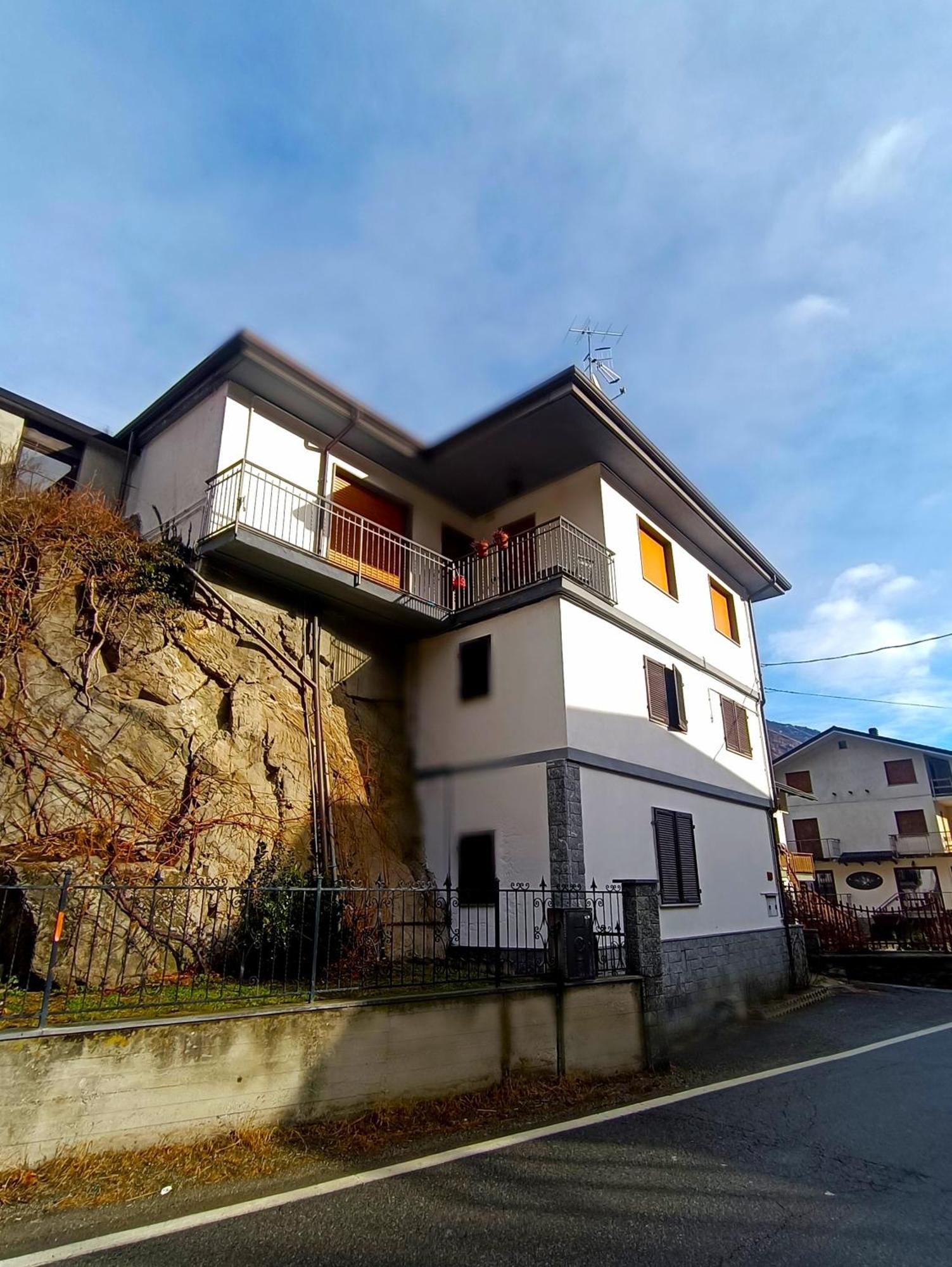 La Casa Di Sabi Apartment Locana Bagian luar foto