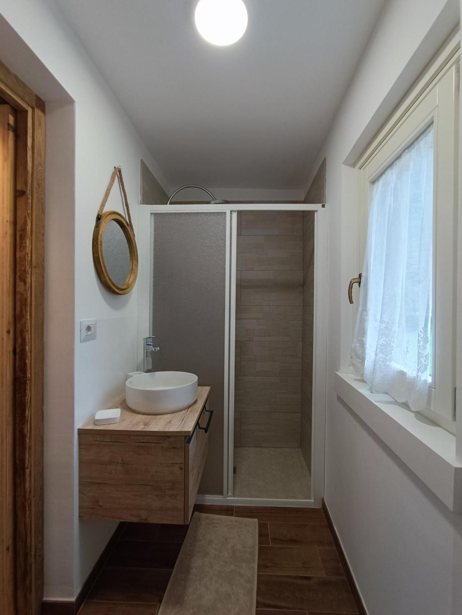 La Casa Di Sabi Apartment Locana Bagian luar foto